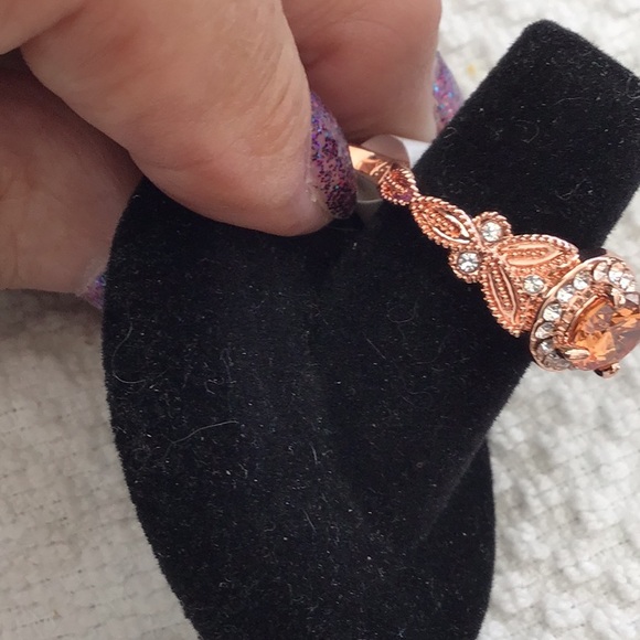 New Morganite Ring Set - Picture 5 of 9